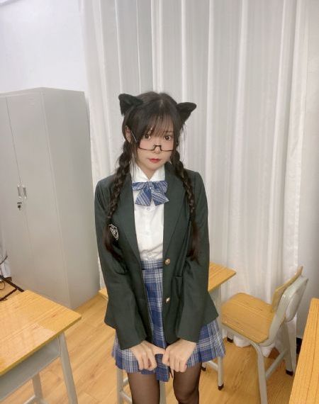 为了皇帝未删减完整版_BD英语全集在线观看